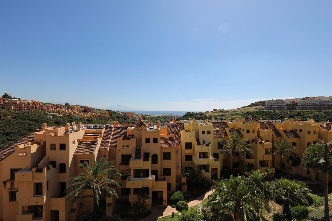 Duquesa Village Apartment - 2 Bed/2 Bath Apartment With Panoramic Sea Views Manilva Exterior foto